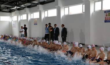 Kurslar Başlıyor "Vezirköprü'de Yüzme Bilmeyen Kalmasın"