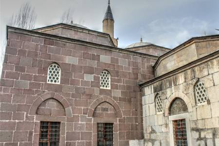 Kurşunlu Camii Restore Bekliyor
